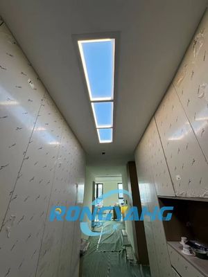 Panel de luz solar artificial montado en la pared de 110V Paneles de claraboyas falsos con una vida útil de 50000h